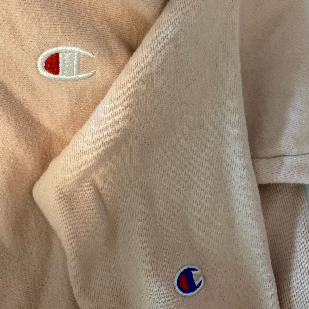 Champion Pink Hoodie slightly worn looks good as new
